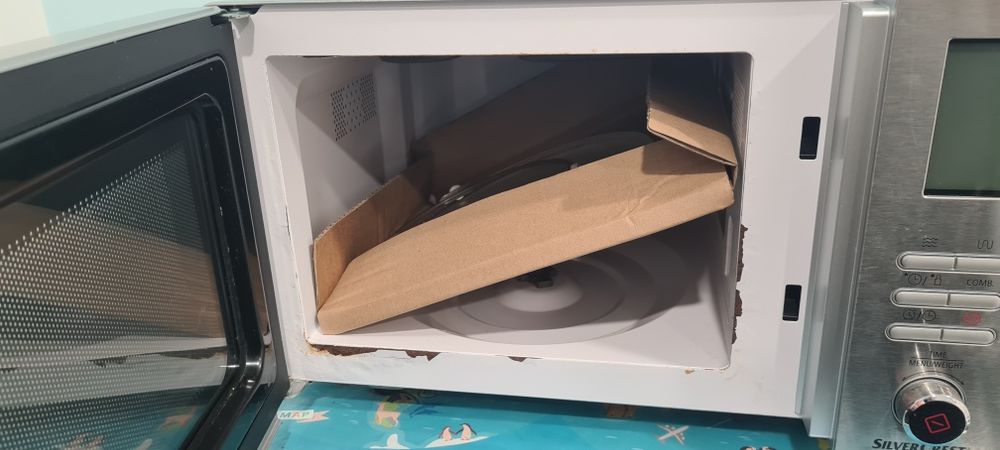 Microondas com Grill