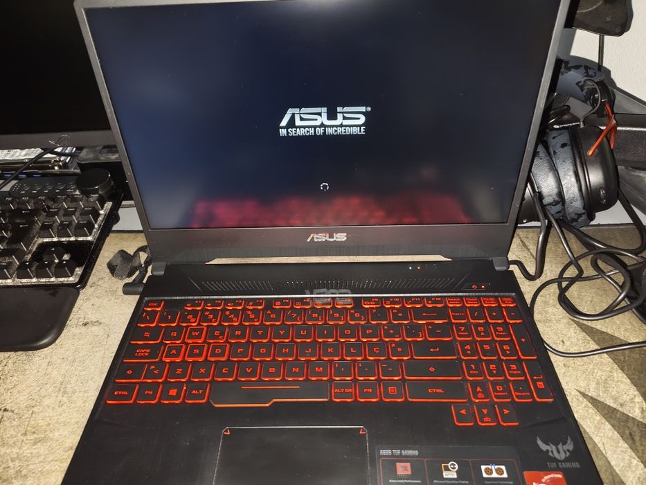 ASUS TUF Gaming AMD Ryzen 5 3550H- AMD Radeon RX 560 4GB vram