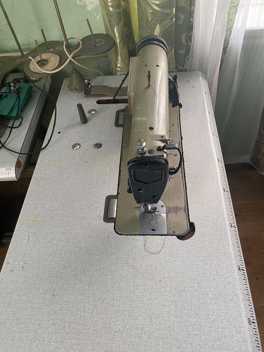 Швейна машина Juki DDL 555