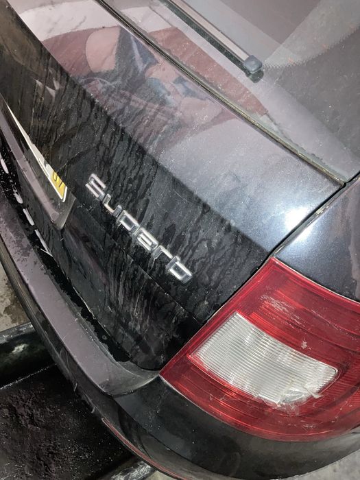 Skoda Superb 2010 1.9 TDI