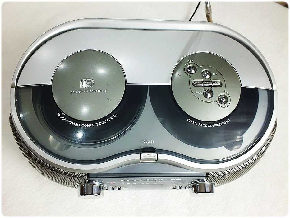 Radioodtwarzacz CD CLATRONIC SR-573 Fajne zgrabne Radio CD