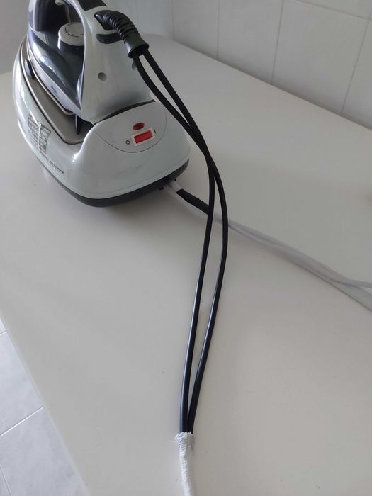 Ferro com caldeira Morphy Richards
