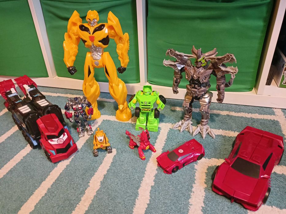 Zabawki Transformers - Zestaw