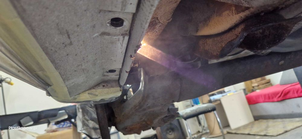 Precyzyjne Czyszczenie Laserem - Rdza Metal Silniki Kamień Drewno