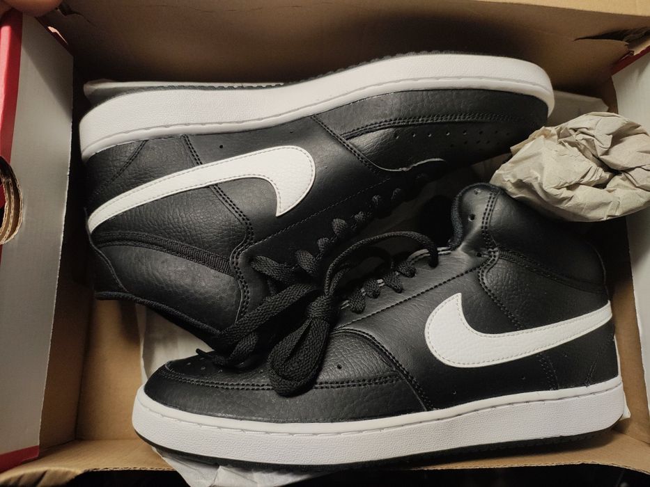 Nowe buty Nike skórzane czarne za kostkę 42,5