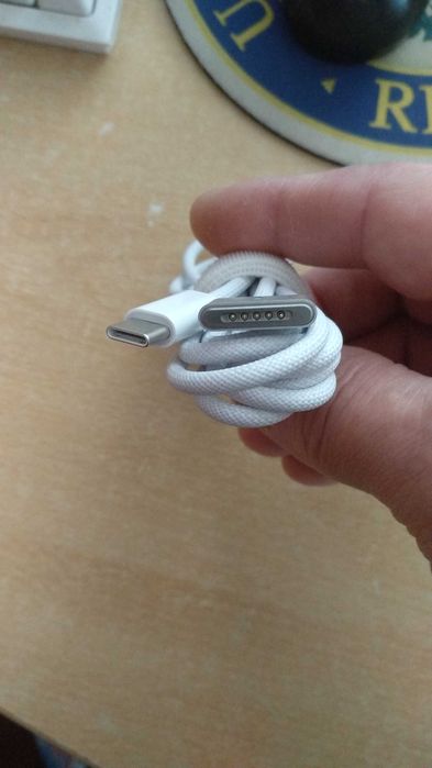 USB-C to MagSafe 3 Cable (2 m) - Silver