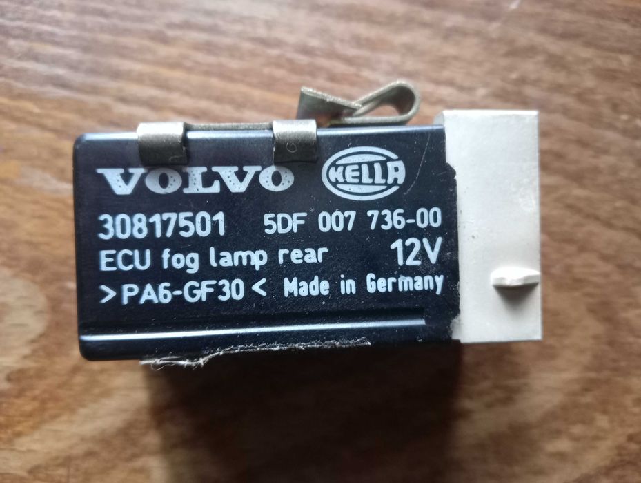 Продам реле 12v Volvo 30817501