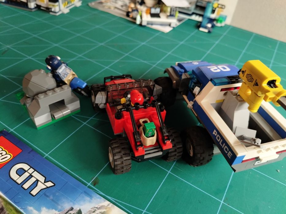 LEGO 60172, pościg w górach