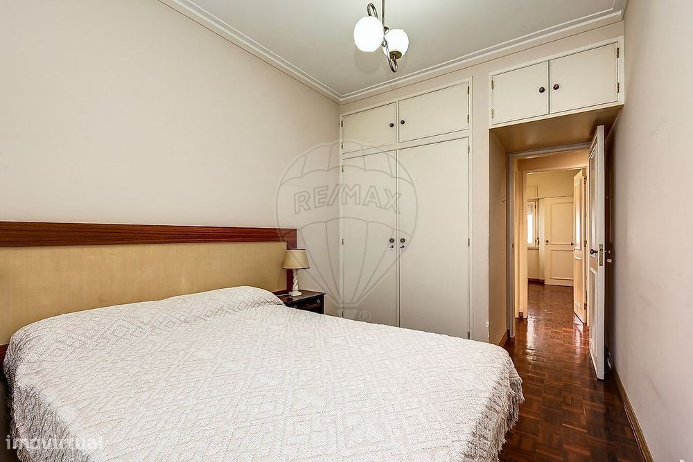 Apartamento T4 para arrendamento