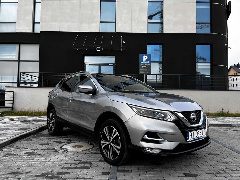 Wynajem samochodów, wynajem auta, wypożyczalnia-Nissan QASHQAI AUTOMAT