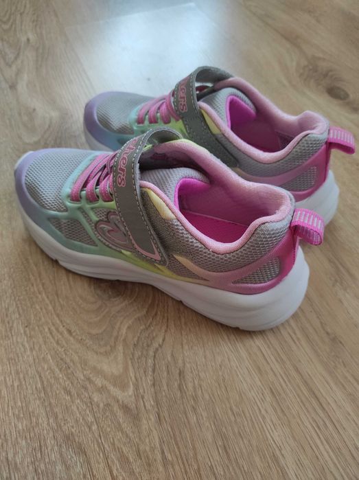 Кросівки Sketchers для дівчаток 31р