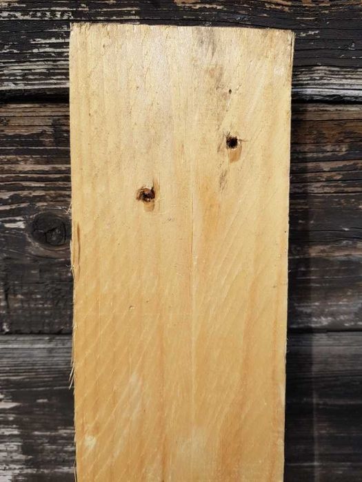 Deski drewniane surowe z odzysku