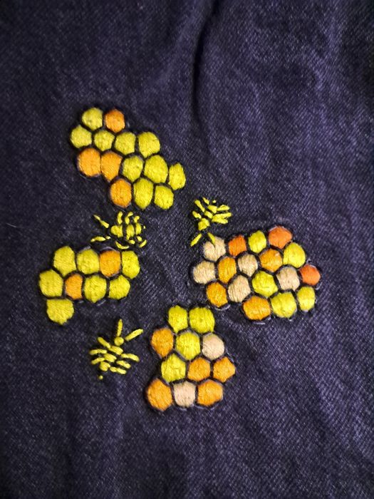 Джинси з ручною вишивкою