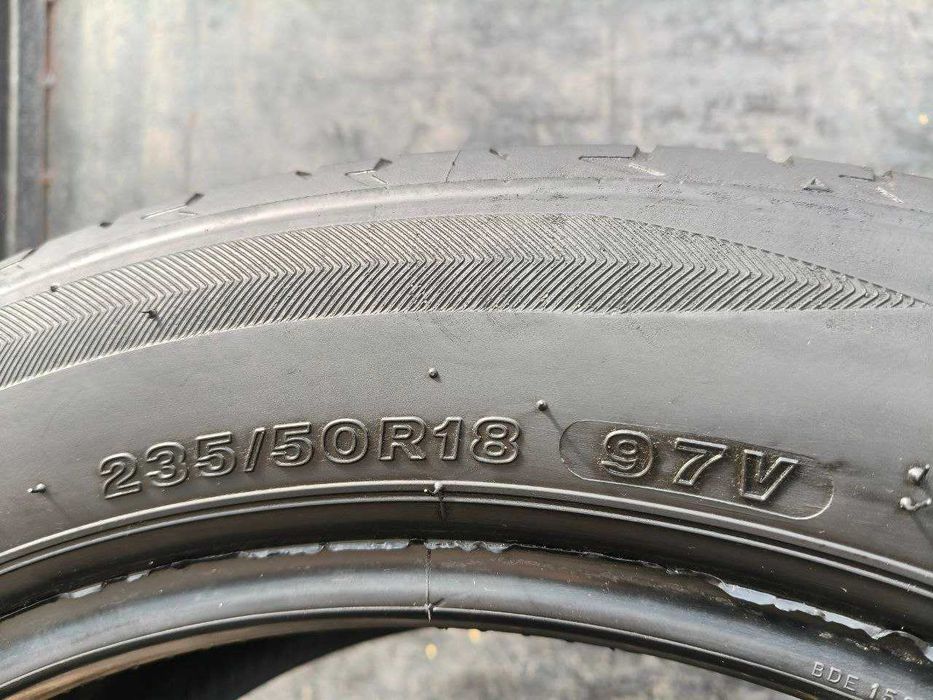 Bridgestone Potenza S001 235/50r18 made in France 2шт, 18год, 5мм, ЛЕТО. Привезены из Германии