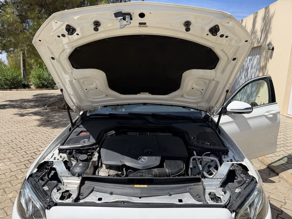 Mercedes E 220 carrinha 194cv caixa 9 — photo 3
