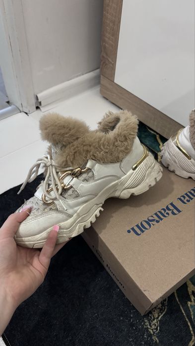 Buty z futerkiem