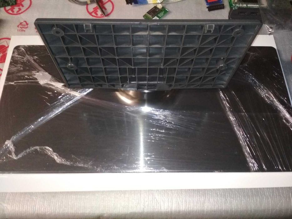 LG 42LB580V--розбiр битого