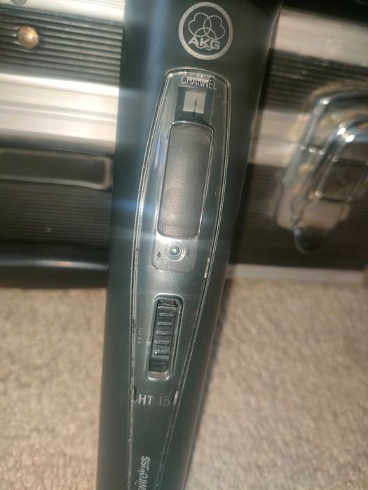Markowy Zestaw mikrofon bezprz. AKG Perception Wireless 45 - stan BDB