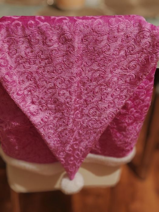 Pokrowce świąteczne na krzeslo