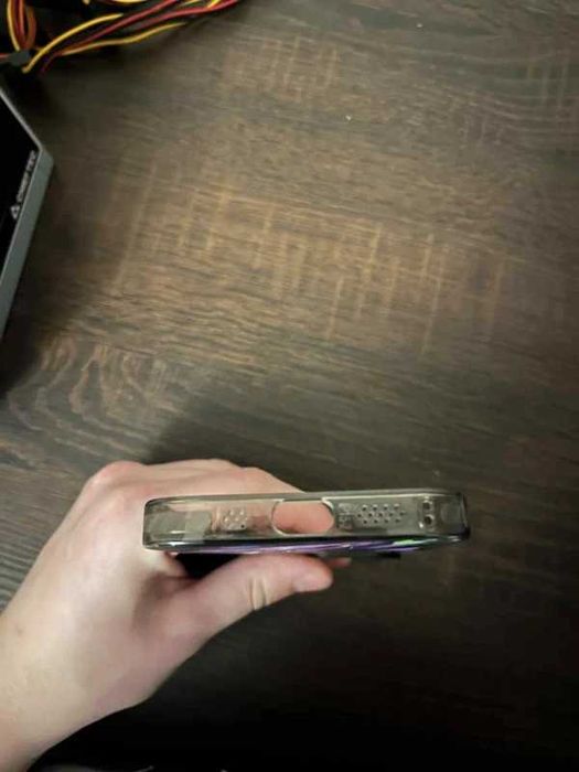 Etui Iphone13 Limitowana edycja