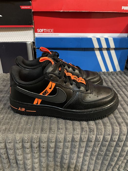 Кросівки унісекс Nike Air Force 1 37,5(23,5см) оригінал