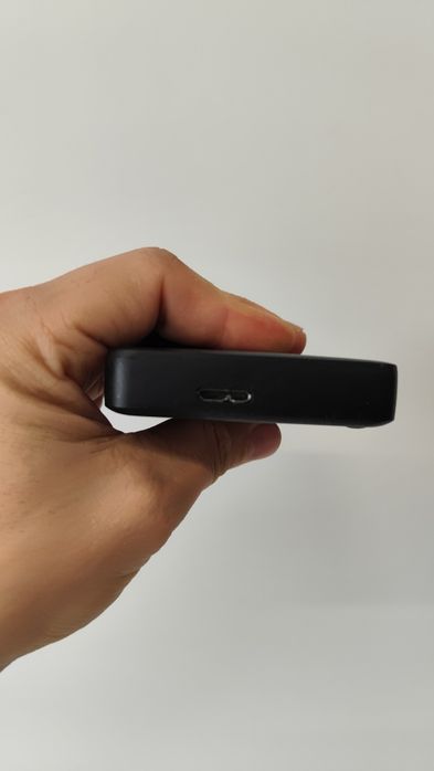 Зовнішній диск з іграми 2 террабайт на x бокс 360  Тошиба Toshiba HDD