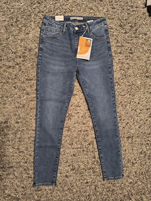 Spodnie jeansowe Miss Curry  rozm 33