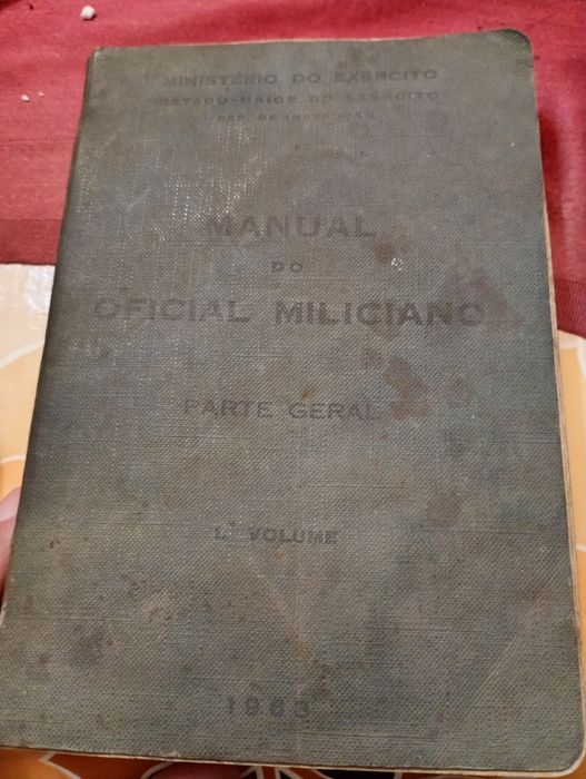 Manual do Oficial Feliciano-Parte Geral -1963 - 1º Volume -Rep. de Instruçao-Ministerio do Exercito-10E-Cadeira Vintage Almofadada A BrancA5E Desde 2E