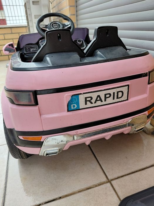 Carro eléctrico infantil