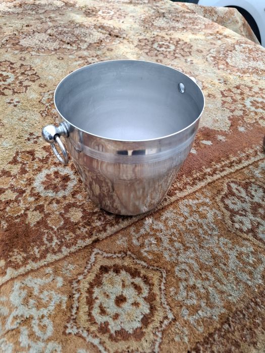 Frappe para garrafas em inox