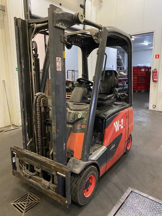 Wózek elektryczny Linde 2018 rok 2 Baterie ! Stan Bardzo Dobry!