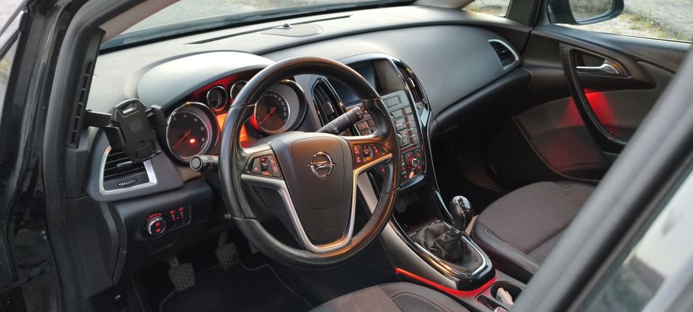 Opel Astra J Sport Tourer  Cosmo 1.6 CDTi 110cv
