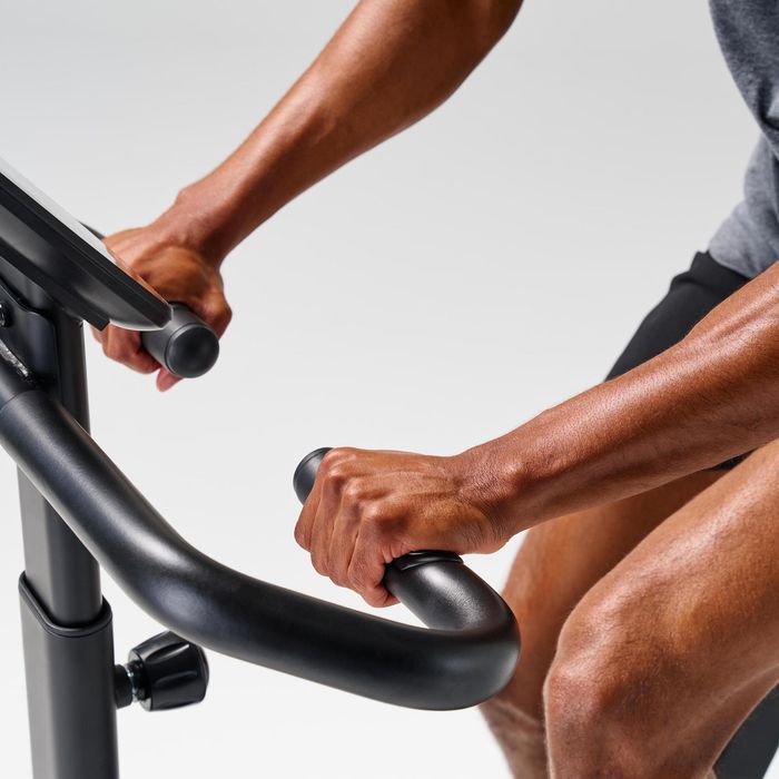 Bicicleta Estática com Resistência Motorizada EB520 B, Garantia