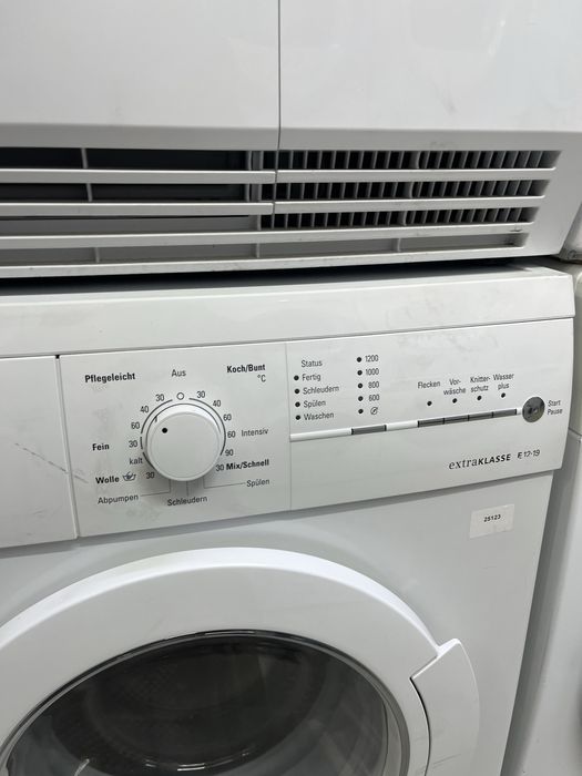 Пральна машинка Siemens WM12E190/03