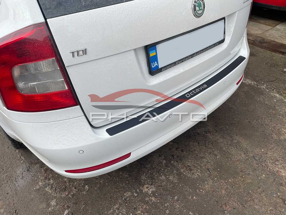 Накладка на задний бампер Skoda Octavia A5 Fl Combi / Sedan / Lift