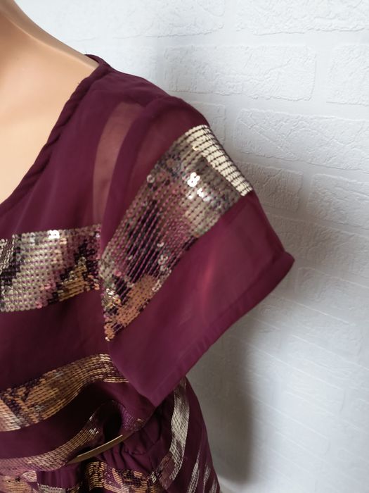 Krótka sukienka z cekinami rozm.XL