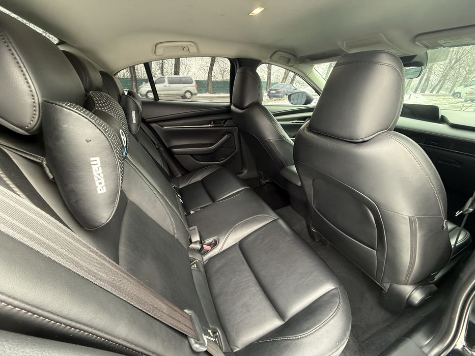 Мазда 3 2018рік 2.5