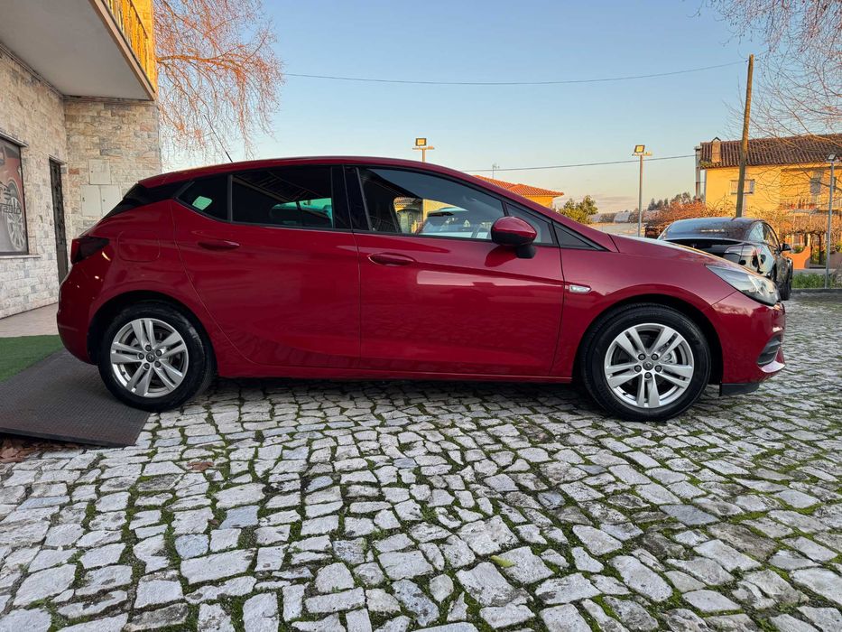 Opel Astra 1.2 T GS Line