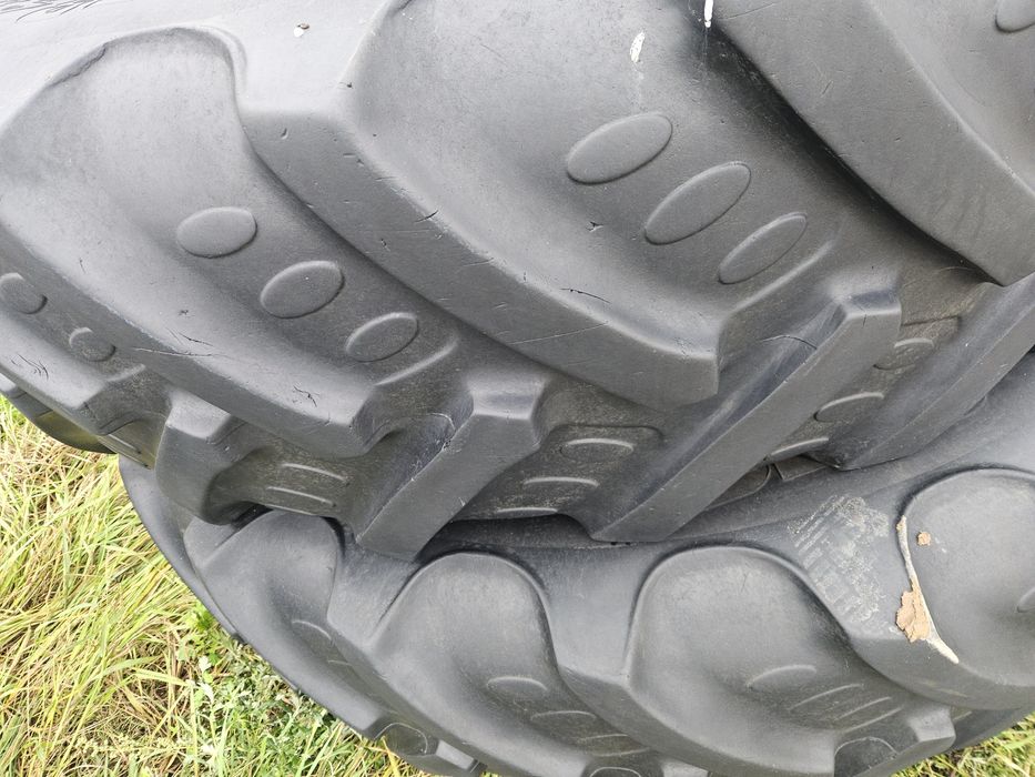 Opony 520/85 r42 (20.8 r42) BKT AGRI MAX
