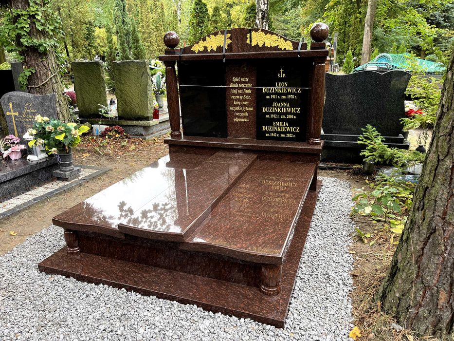 Nagrobek granitowy RÓŻNE WERSJE BRYŁA