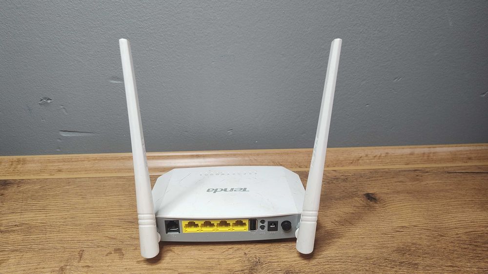 Modem ADSL z Wi-Fi Tenda D301 v2 + zasilacz