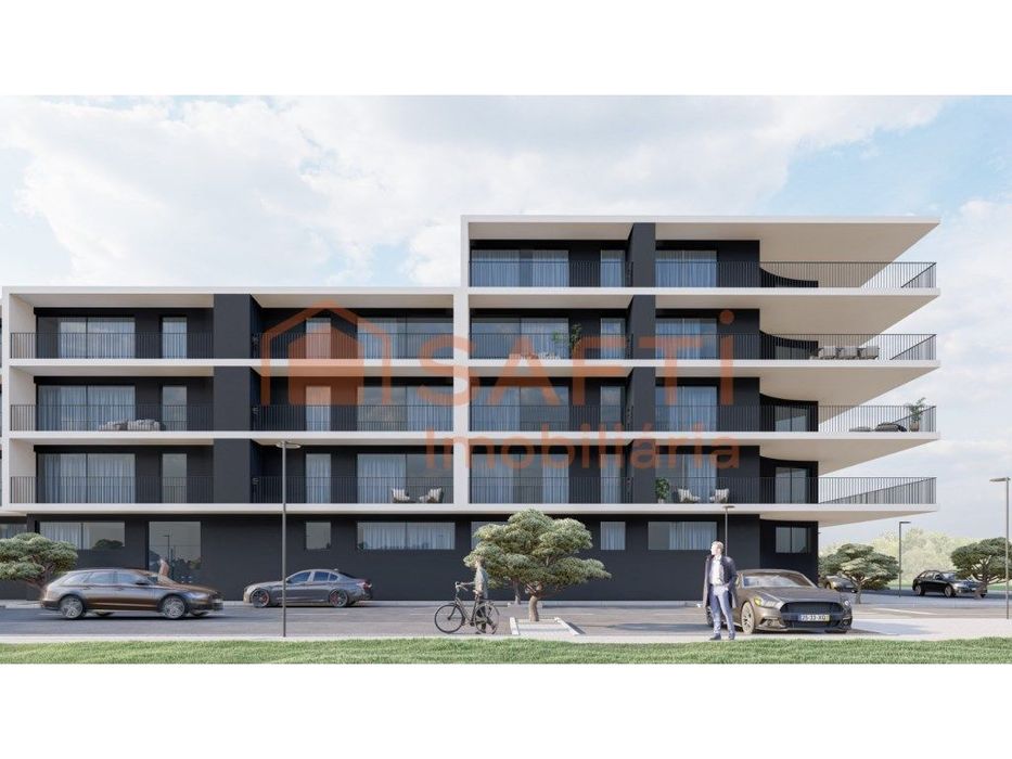 Apartamento T3 com garagem no centro do Entroncamento, Santarém