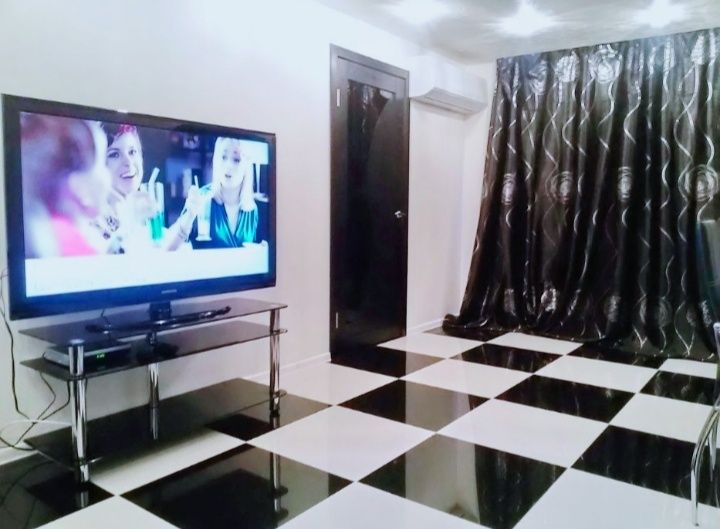 Апартаменты Yuliya с новым ремонтом в центре посуточно,понедельно