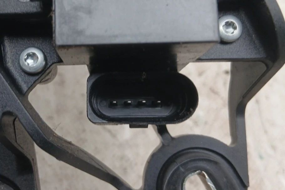 Motor limpa vidros trás VOLKSWAGEN Golf VI Variant (AJ5)
