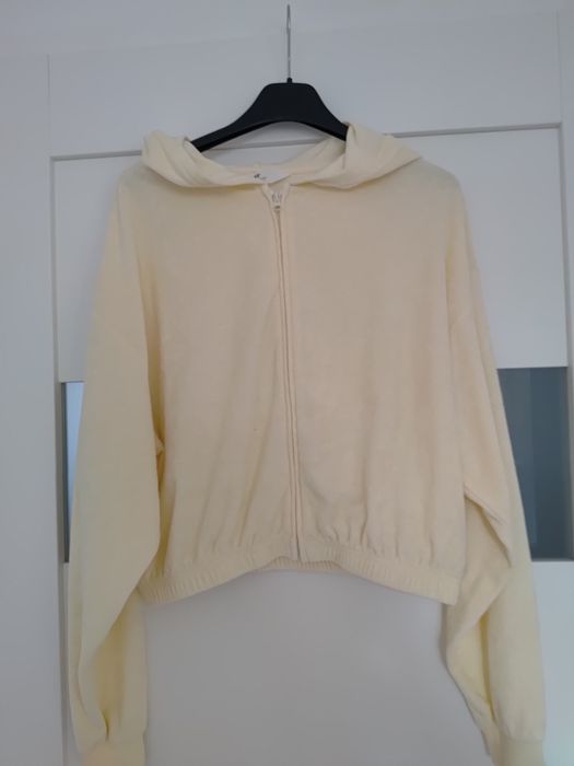 Bluza damska z kapturem na suwak