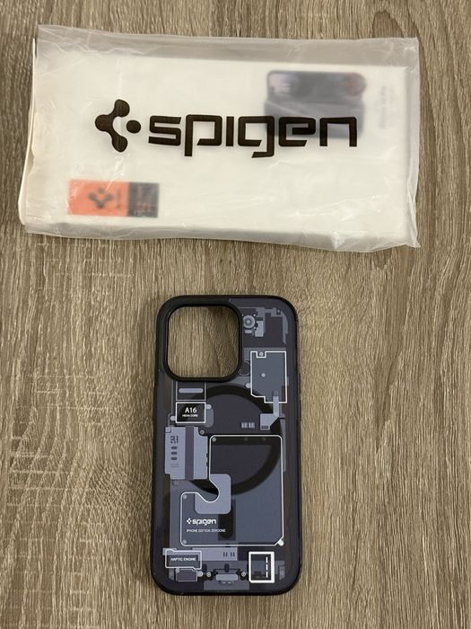 Capa Iphone 14 pro Spigen