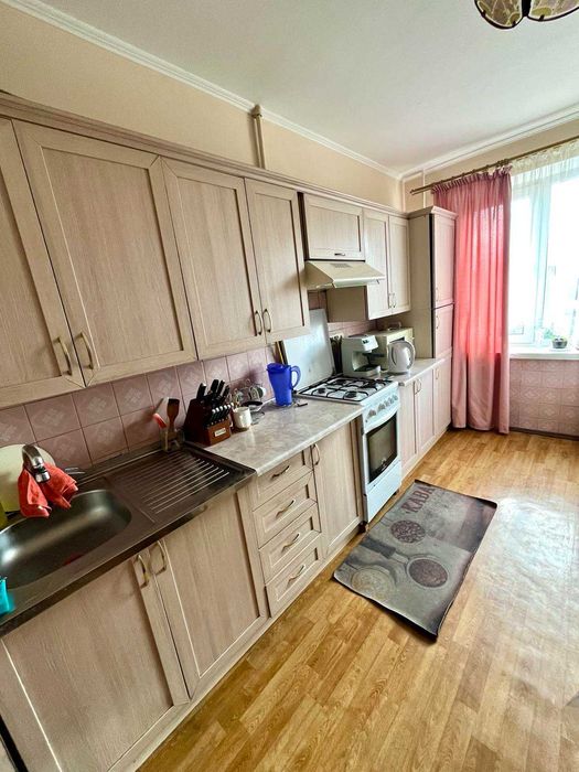 Підселення, оренда ізольованої кімнати. вул. Шевченка-Рясне 1-Сільпо