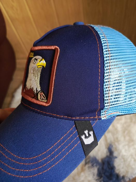 Czapkan z daszkiem eagle zapraszam do zakupu