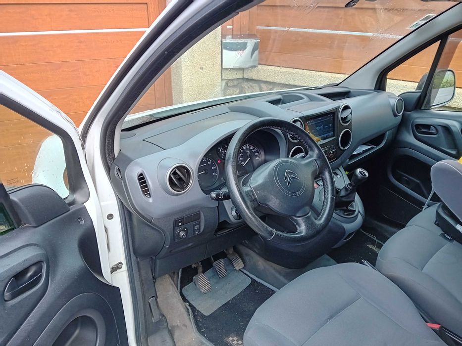 Citroën Berlingo 3 lugares versão Longa