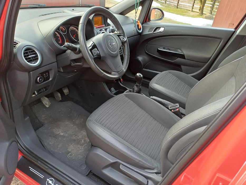 Opel Corsa 2014r, 1,4 benzyna